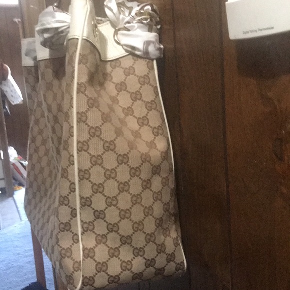 Gucci Positano Scarf Tote. - Picture 4 of 15